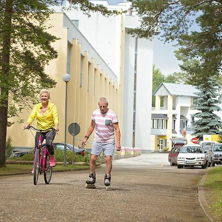 Varska Sanatorium Hotell Eksteriør bilde