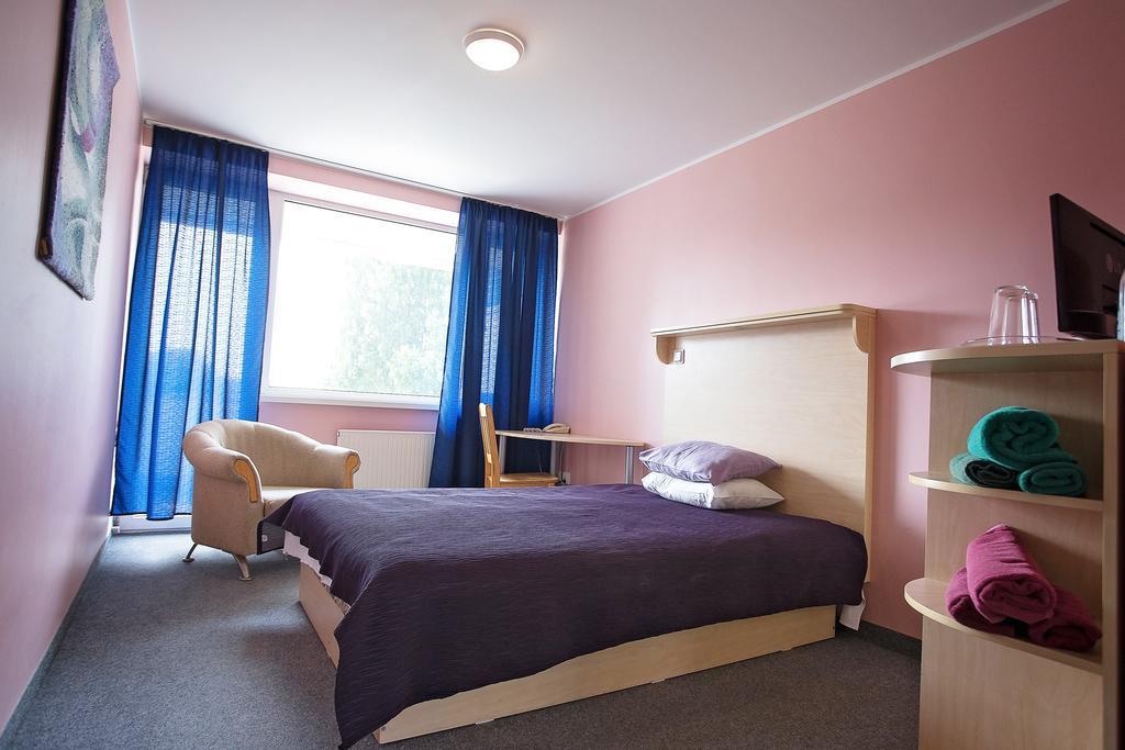 Varska Sanatorium Hotell Eksteriør bilde